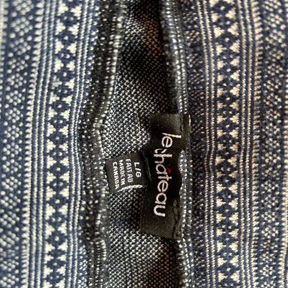 Easy packing Le Chateau skirt - Picture 3 of 3